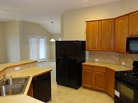 Single Family Home For Rent  in Saint Paul, TX (Photo 4 of 6)