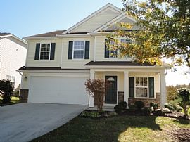 Single Family Home in Garner, NC