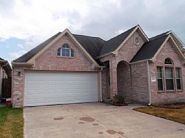 Single Family Home in Houston, TX