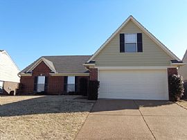 Single Family Home in Arlington, TN