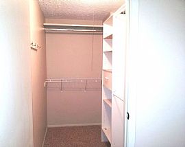 Beautiful 4beds 1.5bath Home in Columbus/large Eat-In Kitchen in Columbus, OH (Photo 7 of 12)