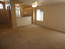Single Family Home For Rent  in Phoenix, AZ (Photo 3 of 4)