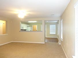 Single Family Home For Rent  in Humble, TX (Photo 2 of 3)