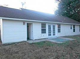 26 Spanish Moss Dr, Beaufort, Sc 29907 (747) 444-3766 in Beaufort, SC (Photo 3 of 8)