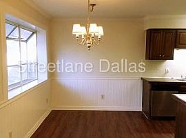 A Spacious 3 Beds and 2 Baths Home For Rent in Arlington, TX (Photo 2 of 7)