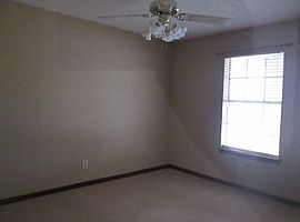 A Spacious 3 Beds and 2 Baths Home For Rent in Grapevine, TX (Photo 7 of 7)