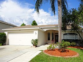 Single Family Home in Wesley Chapel, FL