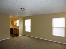 Single Family Home For Rent  in Greenwood, IN (Photo 3 of 5)