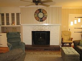 This Home Is Simply Amazing! Immaculate Home with 3bd/2ba in Greenville, SC (Photo 9 of 10)