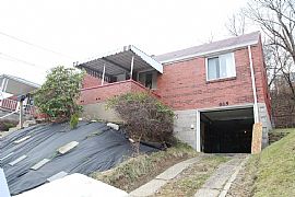 Cozy 3br Single Family Home Newly Renovated Full Bath in Pittsburgh, PA (Photo 10 of 10)