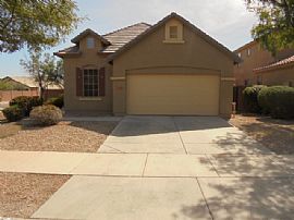 Single Family Home For Rent  in Surprise, AZ
