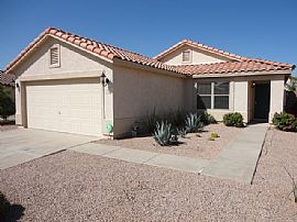 Single Family Home in Mesa, AZ