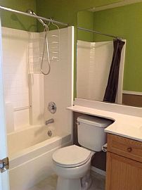 Fine 4 Beds 3 Baths @1621 Kyburz Ct  in Stockton, CA (Photo 5 of 7)