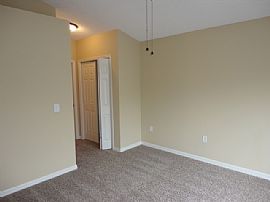 Single Family Home in Clermont, FL (Photo 4 of 7)