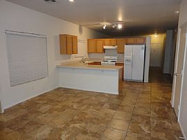 Single Family Home in North Las Vegas, NV (Photo 3 of 6)
