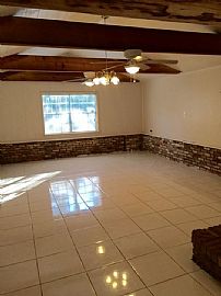 Great 4 Bedroom,2 Bath Home with Very Large Family Room in Back in Slidell, LA (Photo 6 of 11)