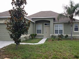 Single Family Home in Davenport, FL