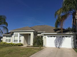 Single Family Home in Grand Island, FL