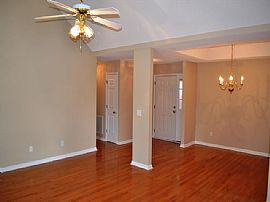 Single Family Home in Columbia, SC (Photo 2 of 5)