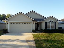 Single Family Home in Middleburg, FL