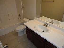 Single Family Home in Mesa, AZ (Photo 4 of 6)