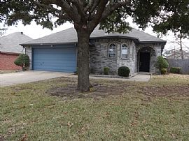 Single Family Home in Rockwall, TX
