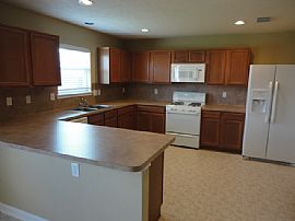 Single Family Home in Cypress, TX (Photo 5 of 8)