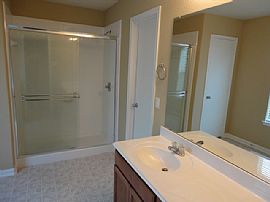 Single Family Home in Cypress, TX (Photo 7 of 8)