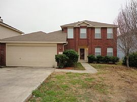 Single Family Home in Converse, TX