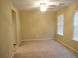 Single Family Home in Converse, TX (Photo 3 of 8)