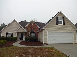 Single Family Home For Rent in Loganville, GA