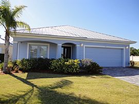 Single Family Home For Rent.. in Apollo Beach, FL