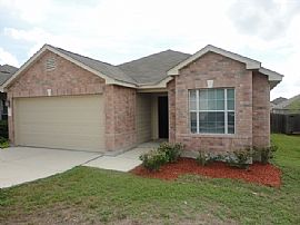 Single Family Home For Rent  in San Antonio, TX