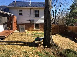 Adorable Home Sitting on a Quiet Cul-De-Sac. in Lexington, KY (Photo 7 of 8)