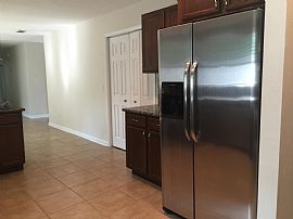 Walk to Uf! Great Family House and Neighborhood. in Gainesville, FL (Photo 4 of 9)