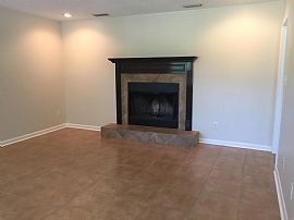 Walk to Uf! Great Family House and Neighborhood. in Gainesville, FL (Photo 6 of 9)