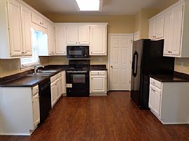 4 Bedroom Home For Rent in a Neat and Quiet Environment in Lawrenceville, GA (Photo 3 of 4)