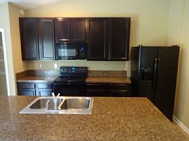 Single Family Home For Rent  in Jacksonville, FL (Photo 4 of 4)