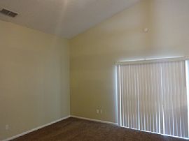 Single Family Home For Rent  in Apopka, FL (Photo 4 of 4)