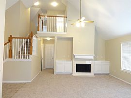 Single Family Home For Rent  in Willis, TX (Photo 2 of 4)