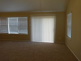 Single Family Home For Rent  in Willis, TX (Photo 3 of 4)