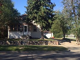 3 Bedroom-2 Bath-Cathedral District - Single Family Clean in Bismarck, ND