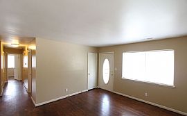 908 Meg Dr, Birmingham, Al 35215 in Birmingham, AL (Photo 2 of 7)