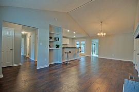 1006 Sharpsburg Dr Se, Huntsville, Al 35803 in Huntsville, AL (Photo 4 of 11)