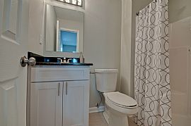 1006 Sharpsburg Dr Se, Huntsville, Al 35803 in Huntsville, AL (Photo 5 of 11)