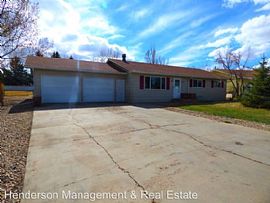 Single Family Home For Rent  in Loveland, CO