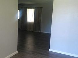 Single Family Home For Rent  in Rialto, CA (Photo 2 of 4)