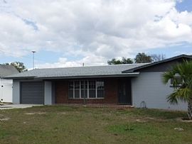 Single Family Home For Rent  in Lake Wales, FL