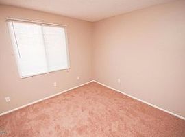 6213 W Hubbell St, Phoenix, Az 85035 3 Beds 2 Baths in Phoenix, AZ (Photo 2 of 10)