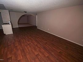 6213 W Hubbell St, Phoenix, Az 85035 3 Beds 2 Baths in Phoenix, AZ (Photo 8 of 10)